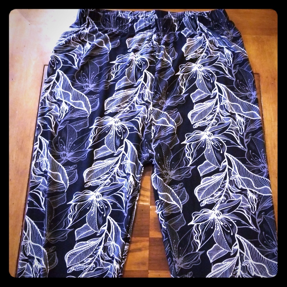 Plus size leggings
